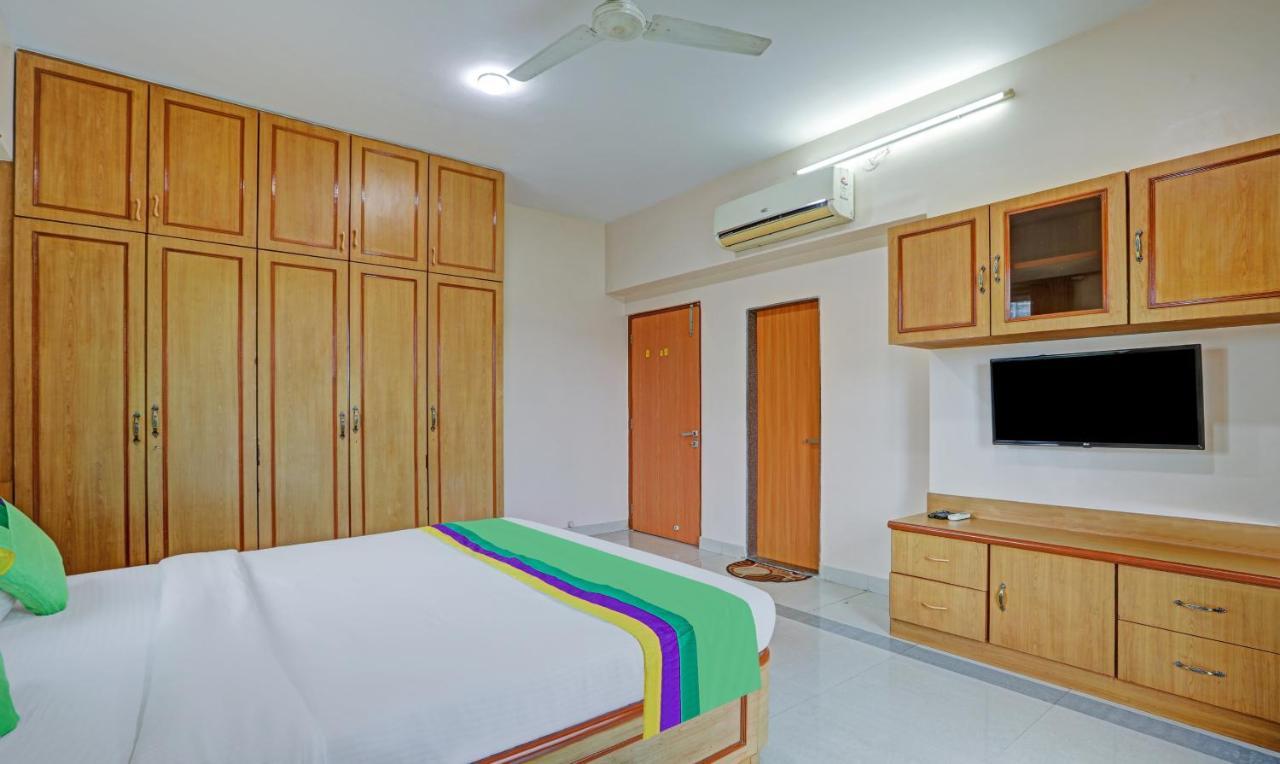Treebo Welcome Apartments ムンバイ エクステリア 写真